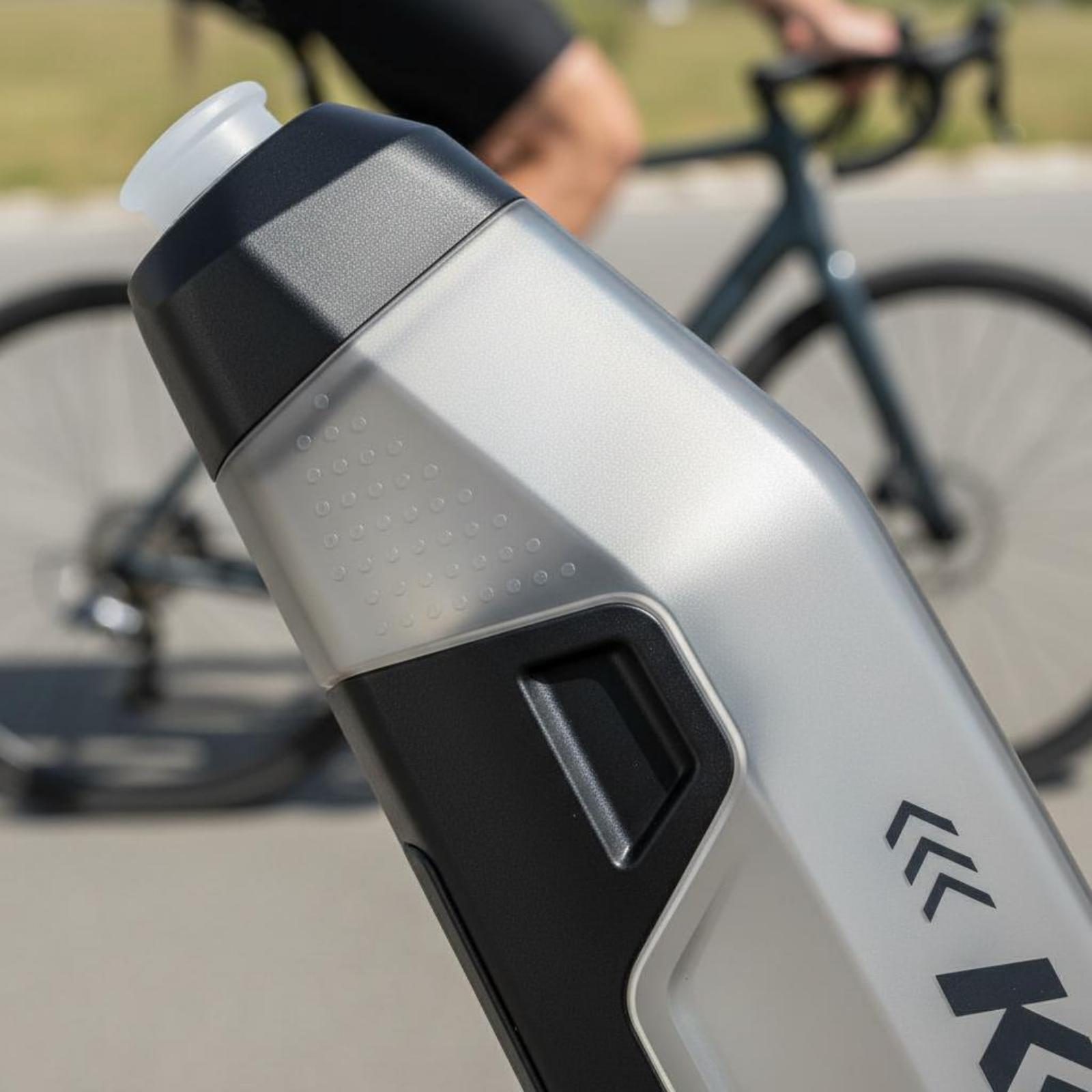 サイクリング用ハイドレーションボトル、シリコン製注ぎ口付き、 - Cycling Commute Training のレビューと価格