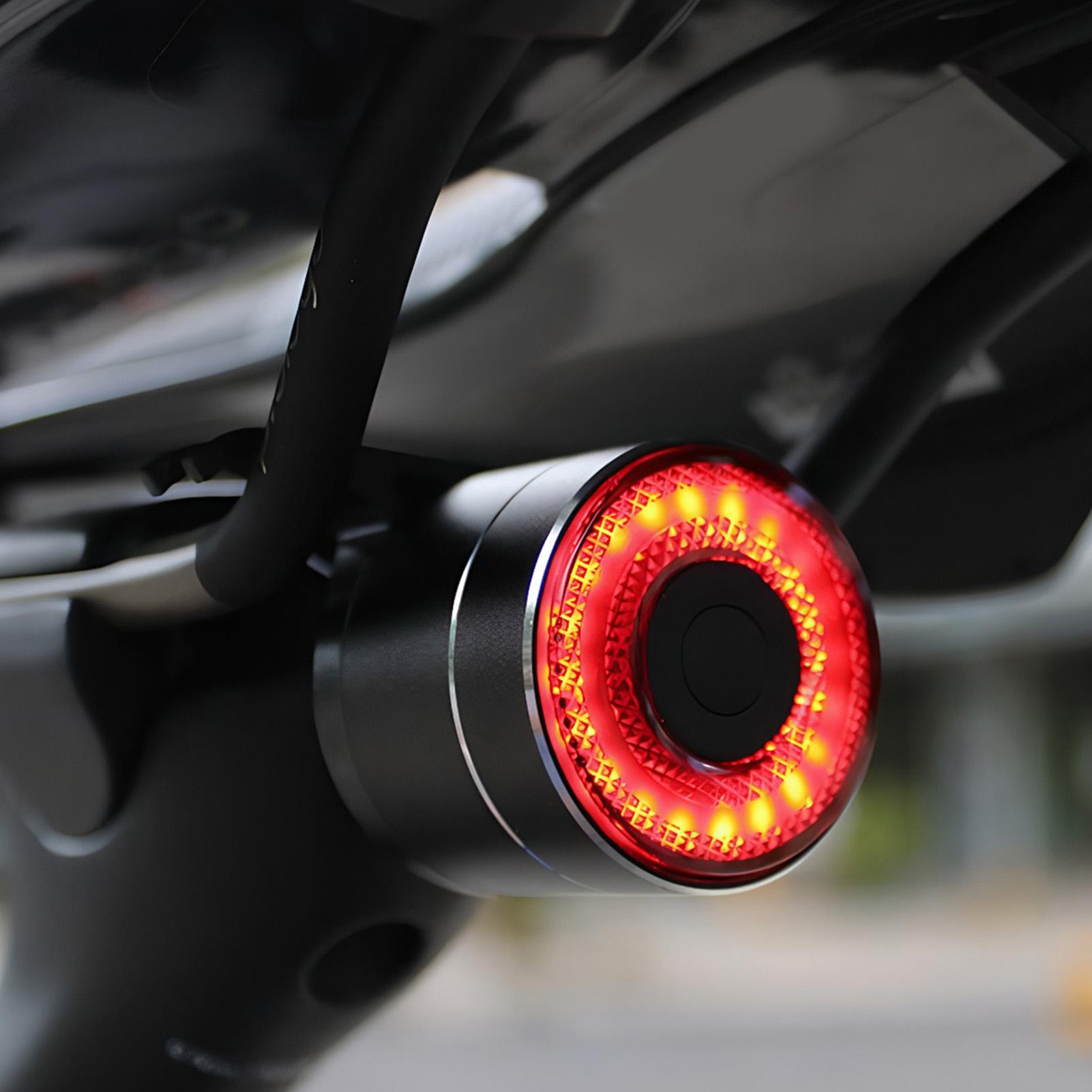 自転車リアライト スマートバイクテールセンシングライト サイ - Cycling For Commute のレビューと価格